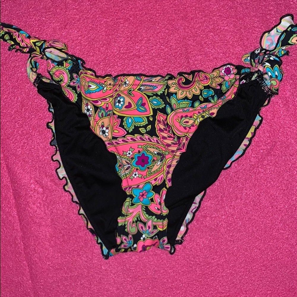 VS Swim Bottoms 🌺